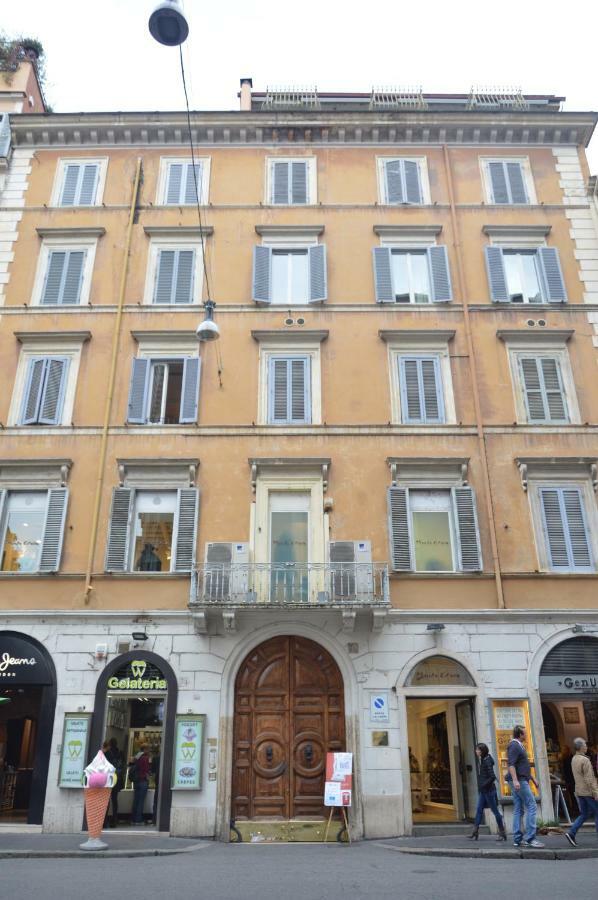 Santa Cecilia Apartment In Via Del Corso Roma Exterior foto