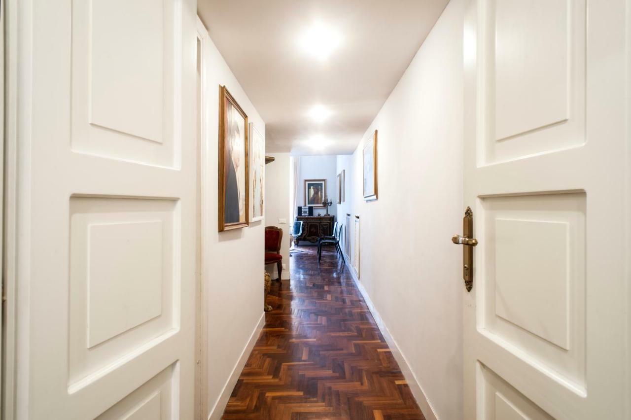 Santa Cecilia Apartment In Via Del Corso Roma Exterior foto